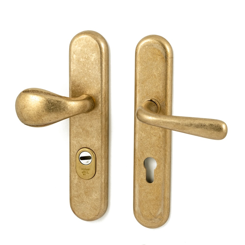 95816721.jpg veiligheidsgarnituur Kira + Golf